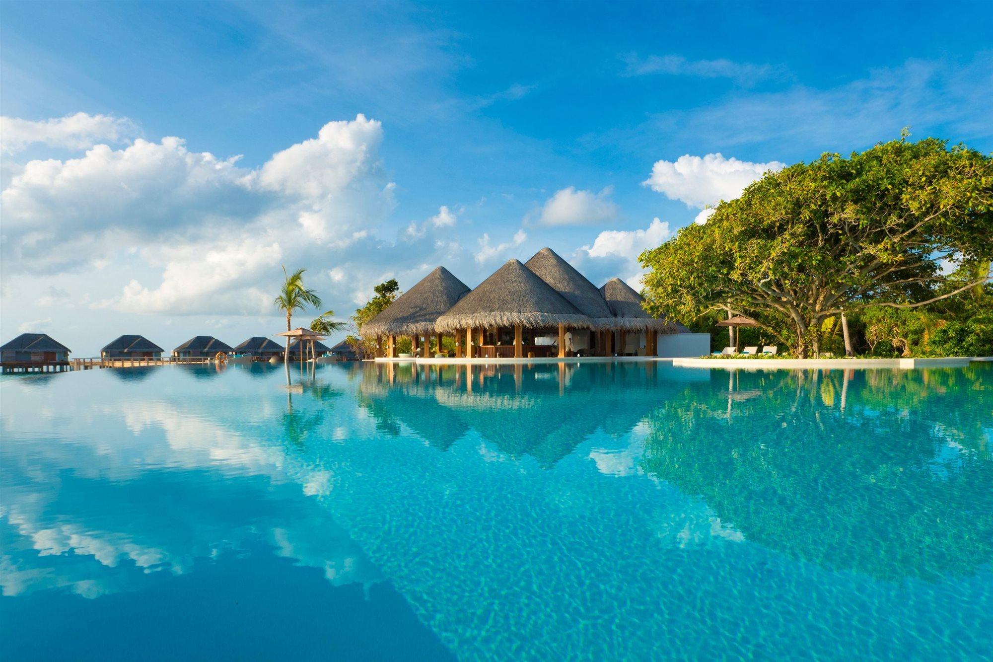 Dusit Thani Maldives Hotel Baa Atoll Exterior photo