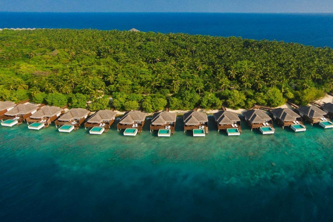 Dusit Thani Maldives Hotel Baa Atoll Exterior photo