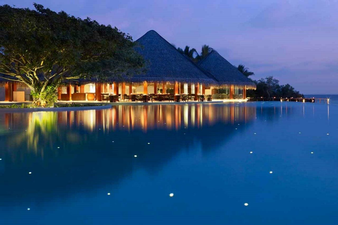 Dusit Thani Maldives Hotel Baa Atoll Exterior photo