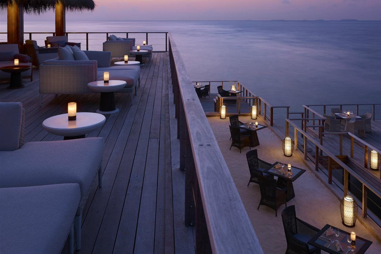 Dusit Thani Maldives Hotel Baa Atoll Exterior photo